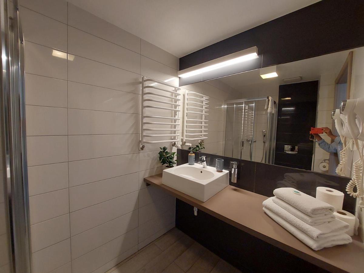 Apartament Sienna Czarna Gora Ischgl 18 ภายนอก รูปภาพ